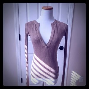 🔴 3/$15 AE long sleeve sweater